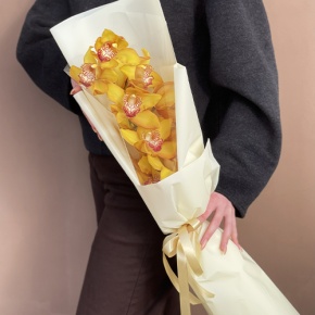 Букет из желтой орхидеи в Апрелевке