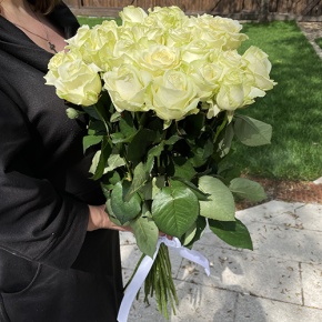Букет из 21 белой розы (70 см) в Апрелевке