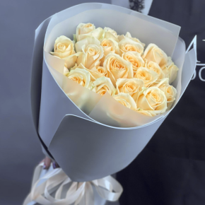 Букет из 25 роз Аваланж (50 см) в Апрелевке