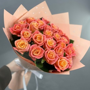 Букет из 25 роз Мисс Пигги (50 см) в Апрелевке