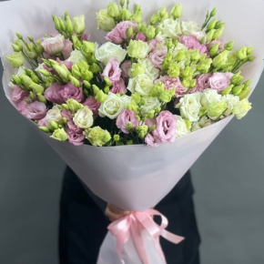 Нежный букет из 21 эустомы в Апрелевке