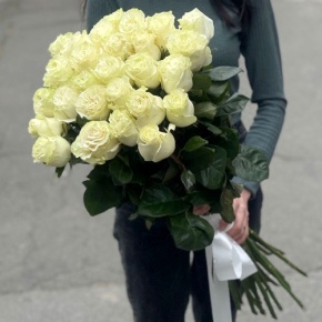 Монобукет из 25 роз Эквадор Мондиаль (80 см) в Апрелевке