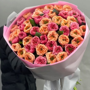 Букет "Лав ю" из 51 пионовидной розы Риджентс парк (60 см) в Апрелевке