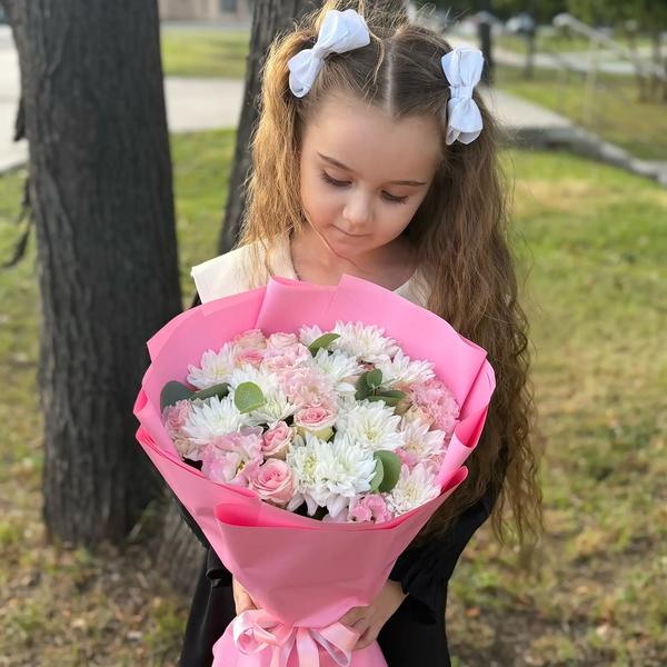 Букет из хризантем, эустом и роз в Апрелевке