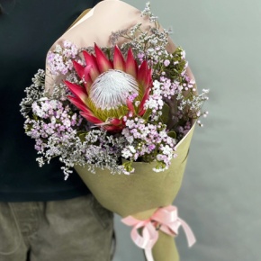 Букет из хамелациума, лимонниума и протеи в Апрелевке