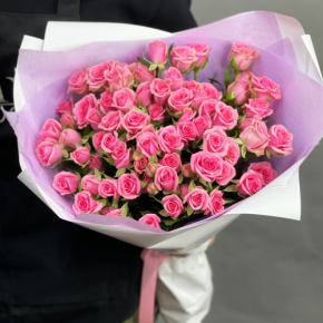 Букет "Рассвет принцессы" из 15 кустовых роз (50 см) в Апрелевке