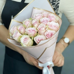 Букет из 15 пудровых роз Кения (40 см) в Апрелевке