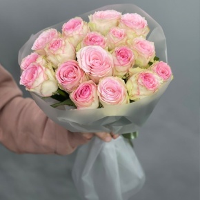 Букет из 17 роз Кения (40 см) в Апрелевке