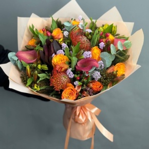 Букет "Даниэлла" из калл, роз, гиперикума, сафари, капса и лейко в Апрелевке
