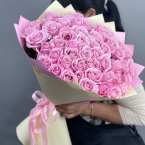 Букет из 51 пастельной розы Аваланж (60 см) в Апрелевке