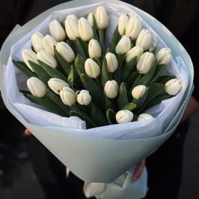 Букет из 31 белого тюльпана в Апрелевке