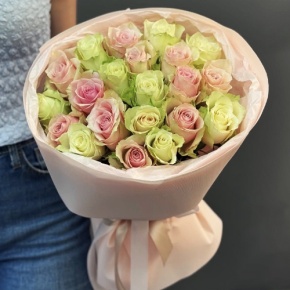 Букет из 21 нежной розы (40 см) в Апрелевке